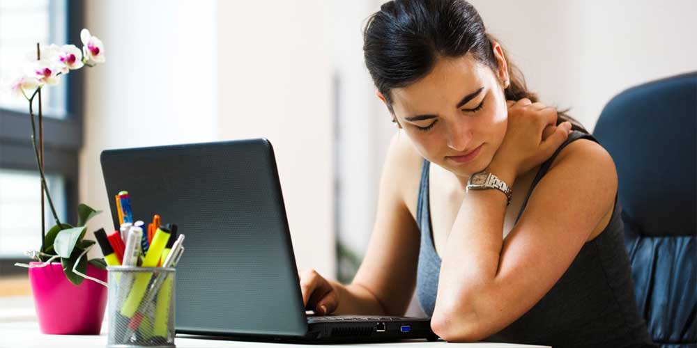 درد گردن پشت سیستم